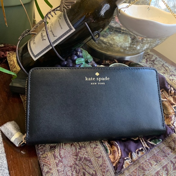 Authentic KATE SPADE Smooth leather accordion large wallet - Picture 3 of 10